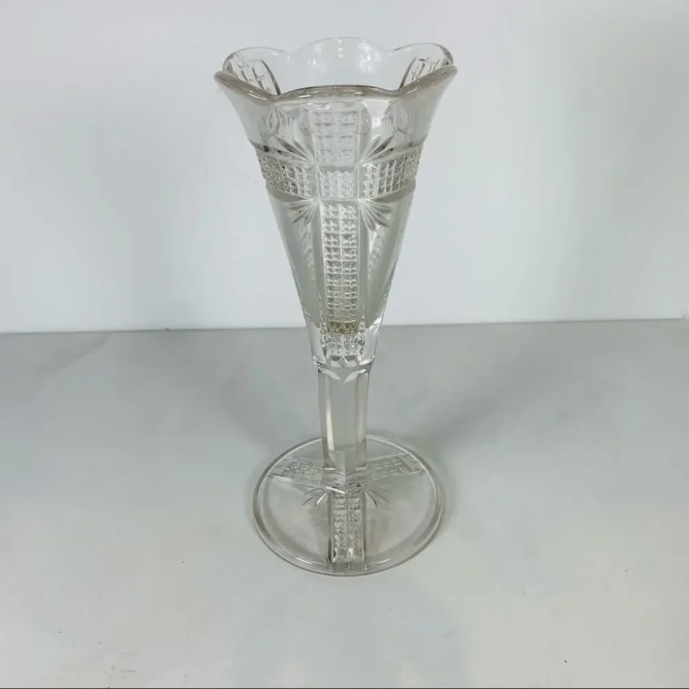 Vintage Tulip Shaped Pressed Glass Vase 8